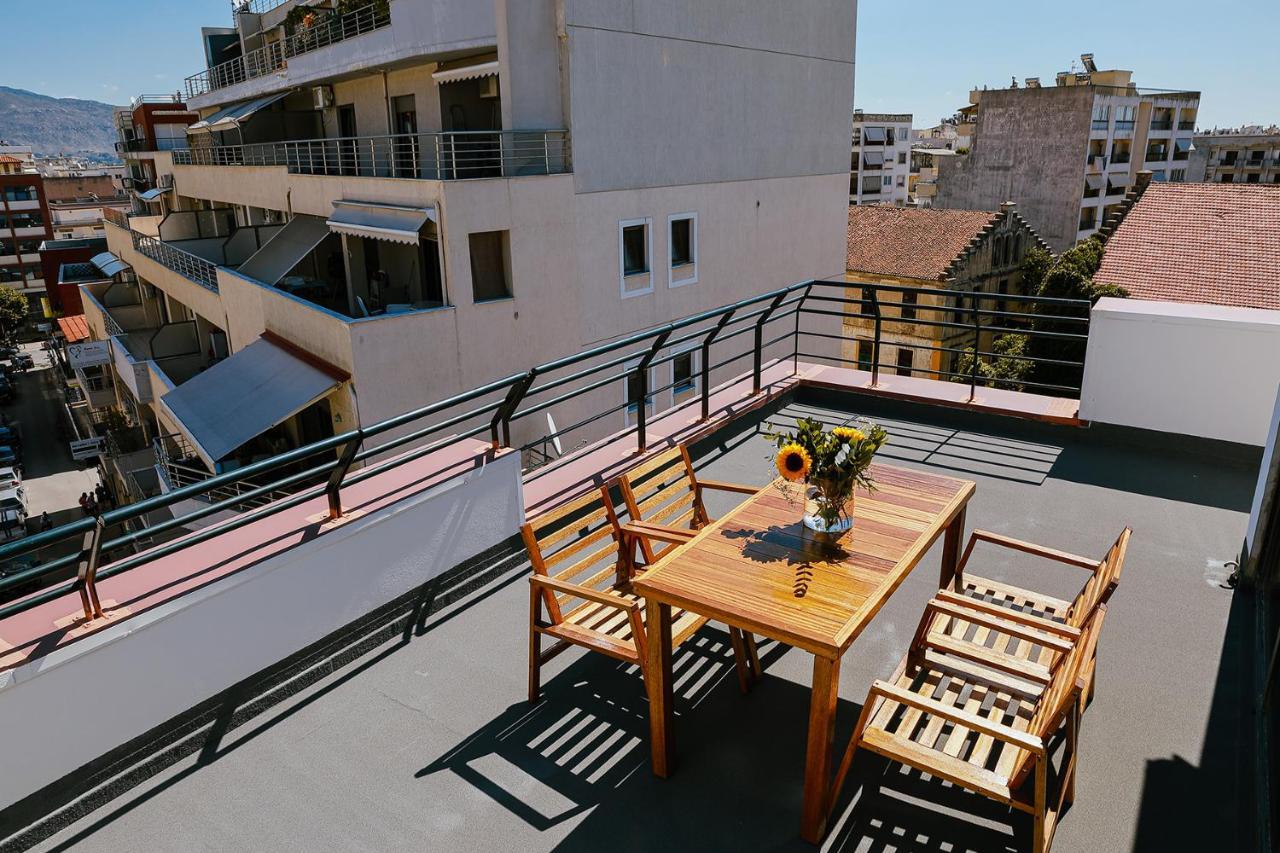The First Key Luxury & Small Apartment In The Center Of İskeçe Dış mekan fotoğraf