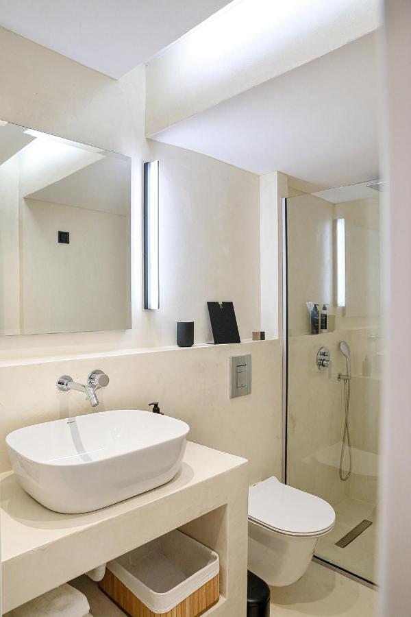 The First Key Luxury & Small Apartment In The Center Of İskeçe Dış mekan fotoğraf